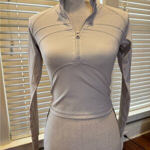 Women's Gray Long Sleeve Top